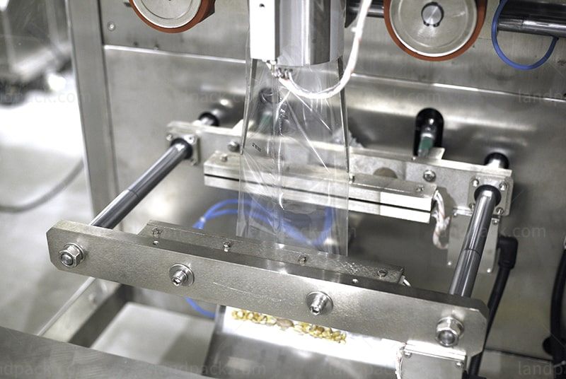 Automatic Nitrogen-Filled Pouch Packing Machine With Keep Fresh Function Automatic Nitrogen-Filled Pouch Packing Machine With Keep Fresh Function