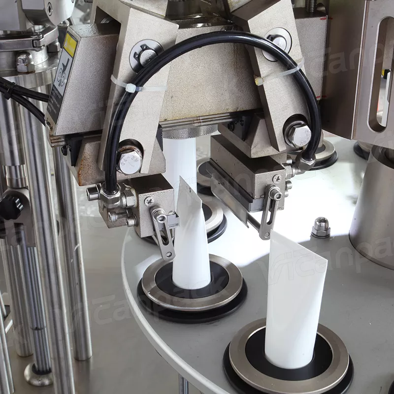 Fully Automatic High-speed Tube Filling And  Folding Machine